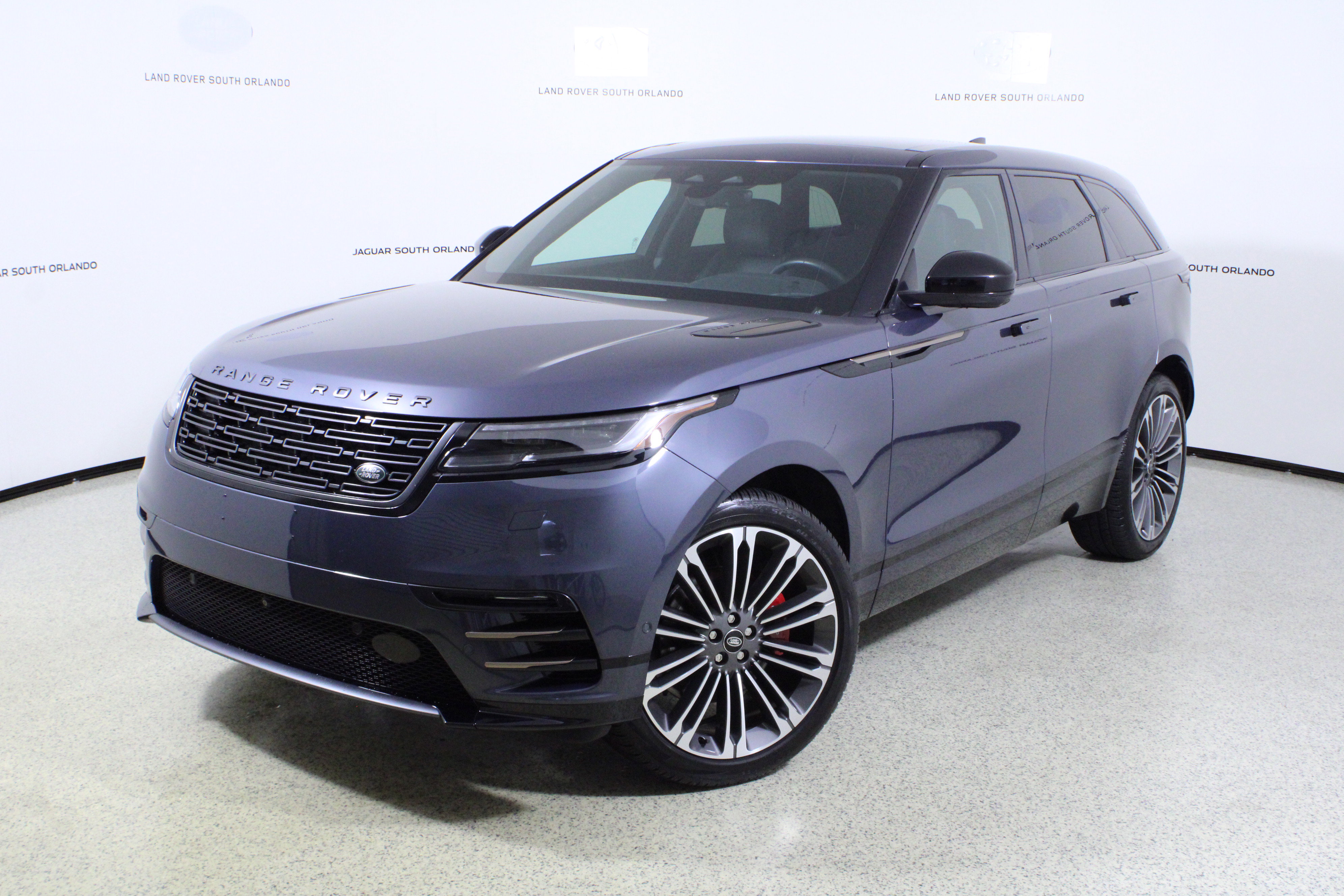Used 2024 Land Rover Range Rover Velar Dynamic SE