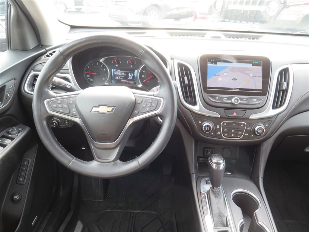 Used 2018 Chevrolet Equinox Premier image 15