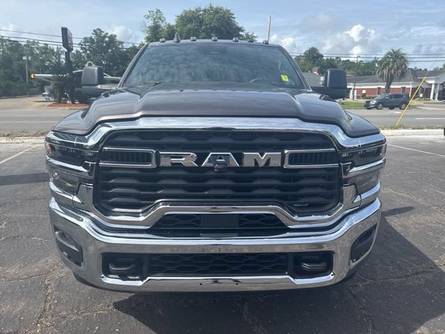 New 2026 RAM 3500 Tradesman w/ Chrome Appearance Group A AWD/4WD image 9