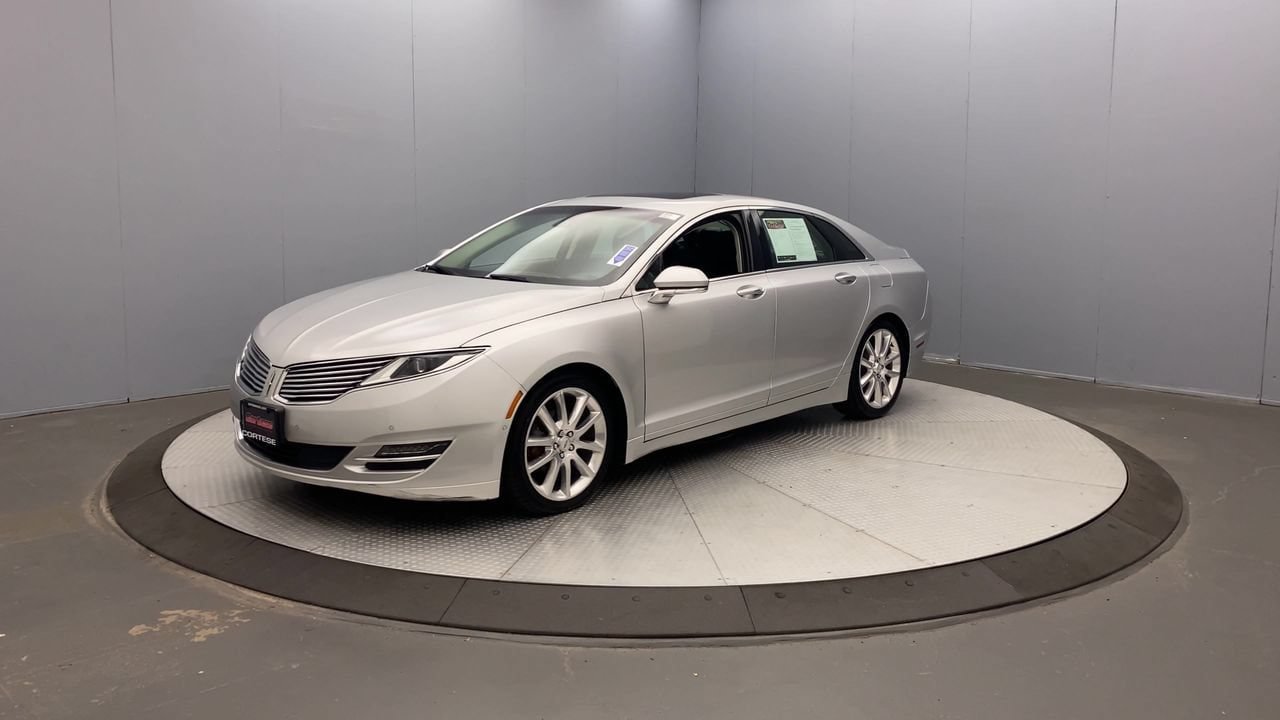 Used 2016 Lincoln MKZ Hybrid w/ Equipment Group 600A Reserve FWD image 9