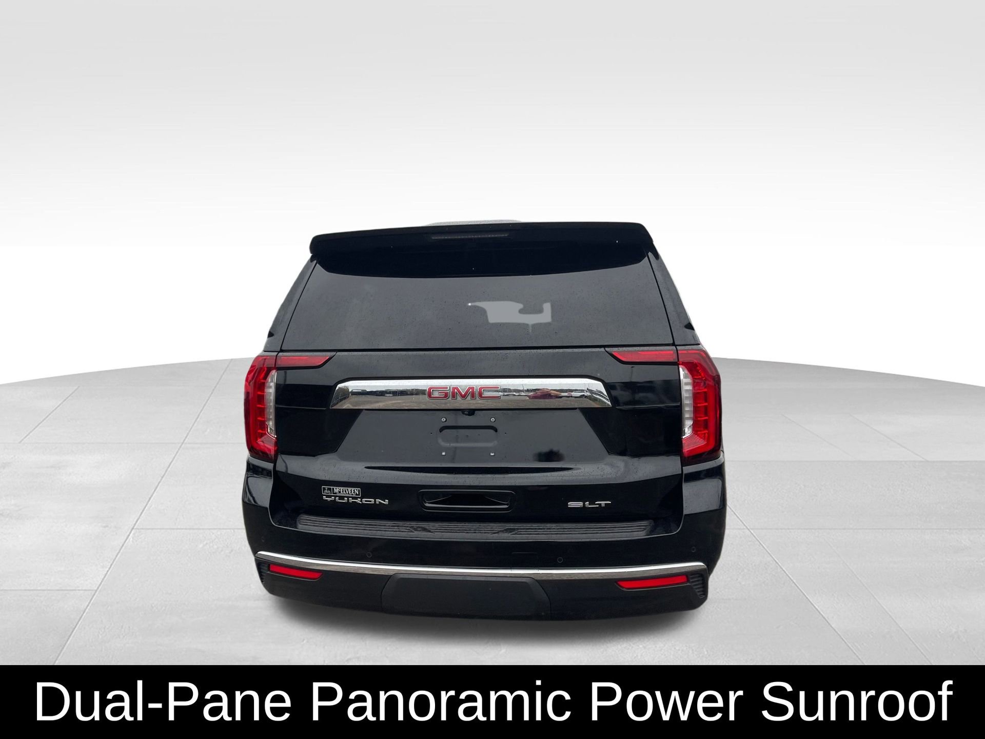 Used 2024 GMC Yukon XL SLT w/ SLT Premium Package image 9
