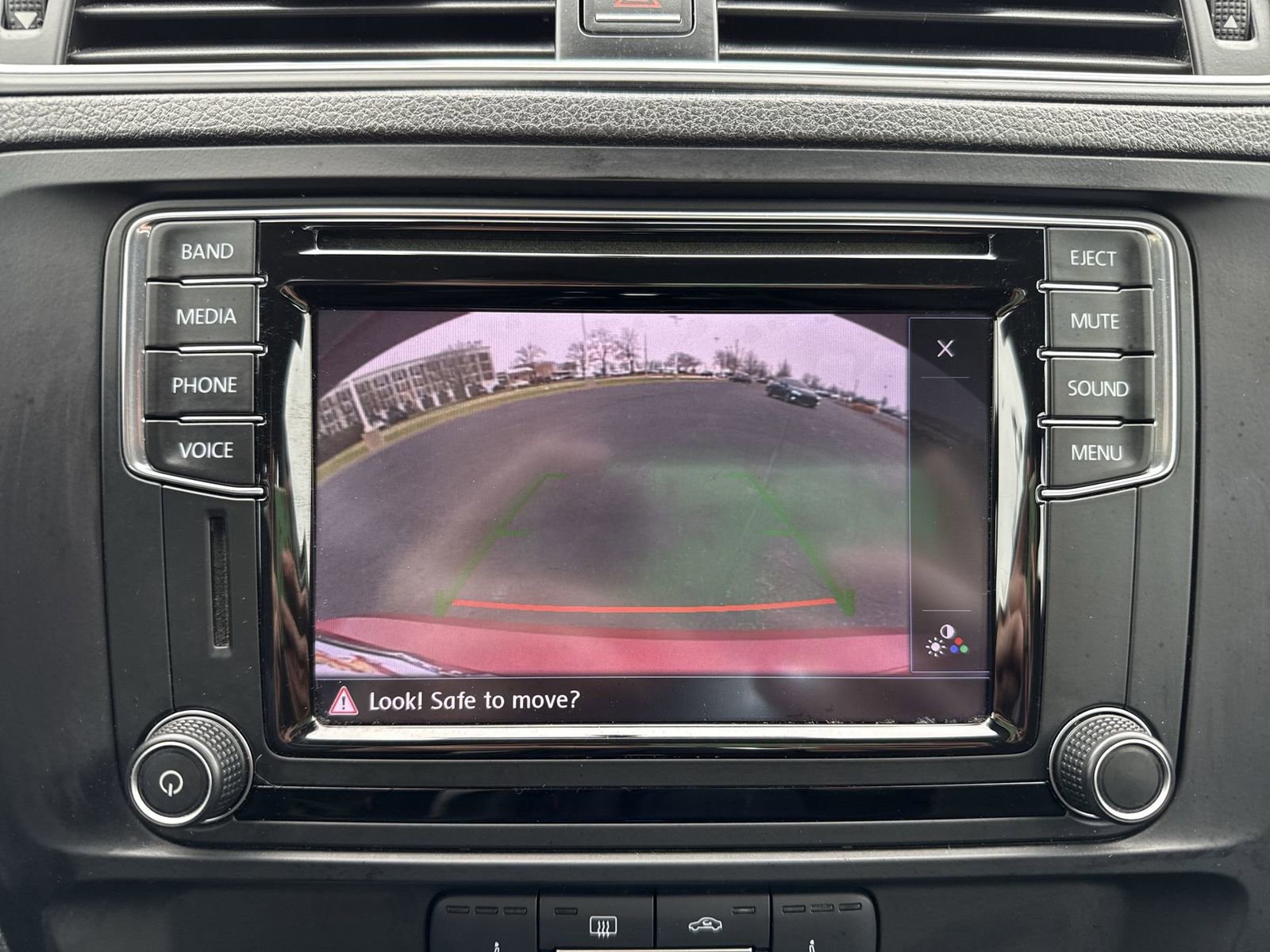 Used 2016 Volkswagen Jetta SE image 17