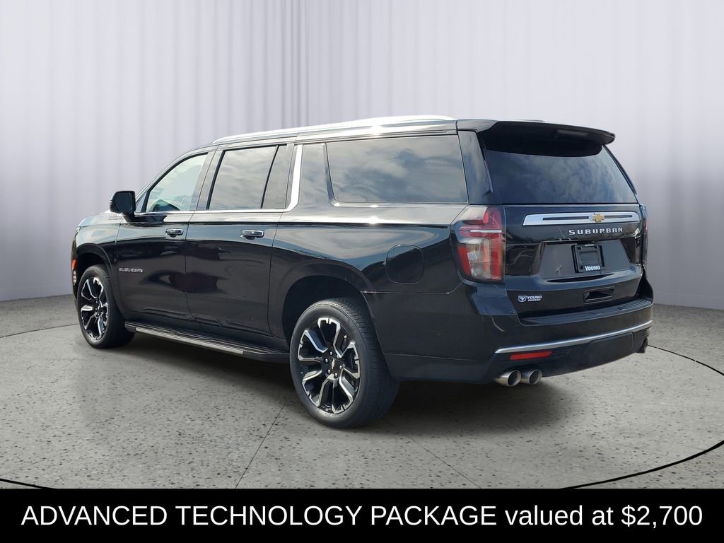 Used 2023 Chevrolet Suburban High Country w/ Advanced Technology Package image 5