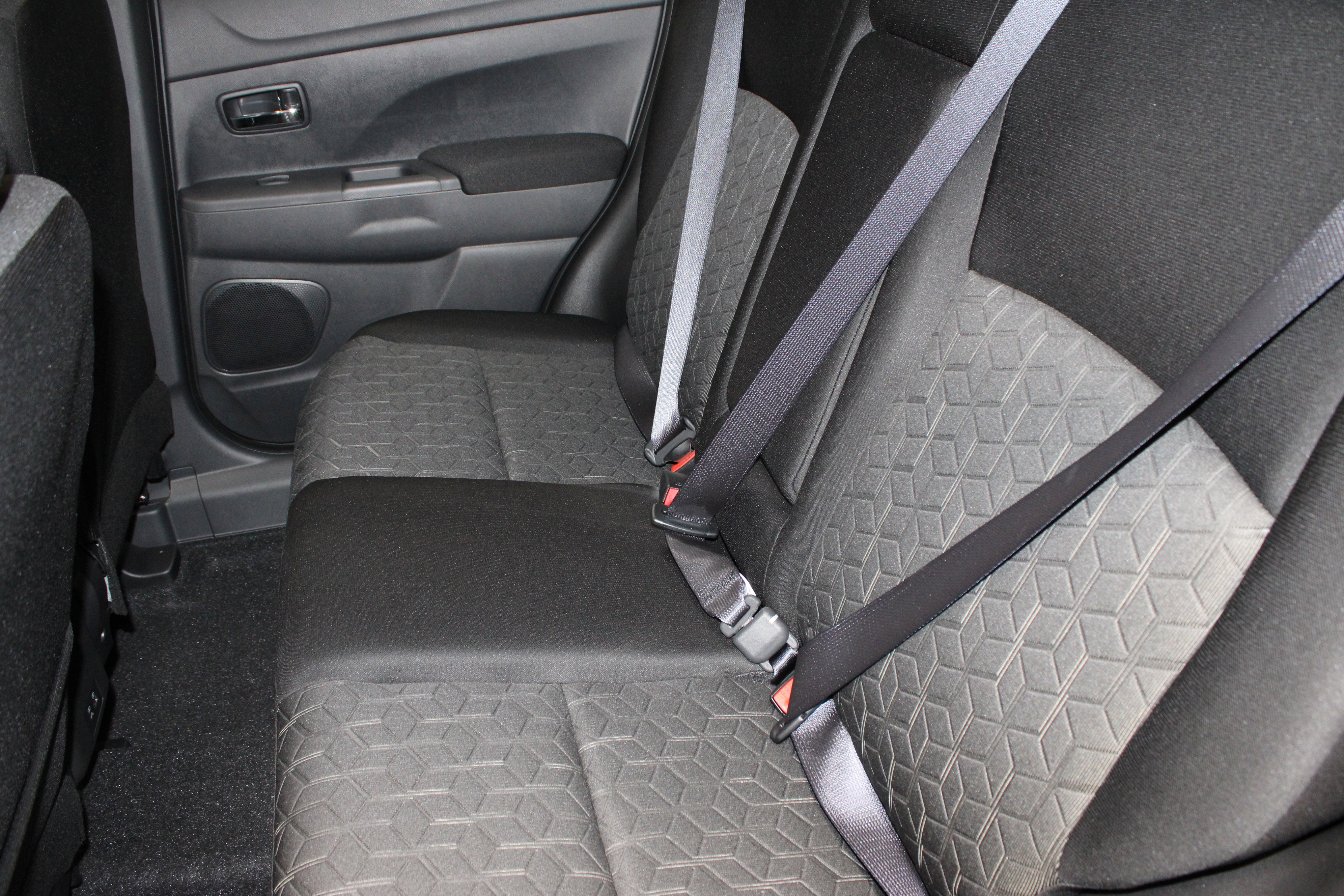 New 2025 Mitsubishi Outlander Sport LE image 14