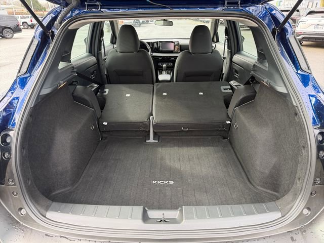 Used 2025 Nissan Kicks S image 29