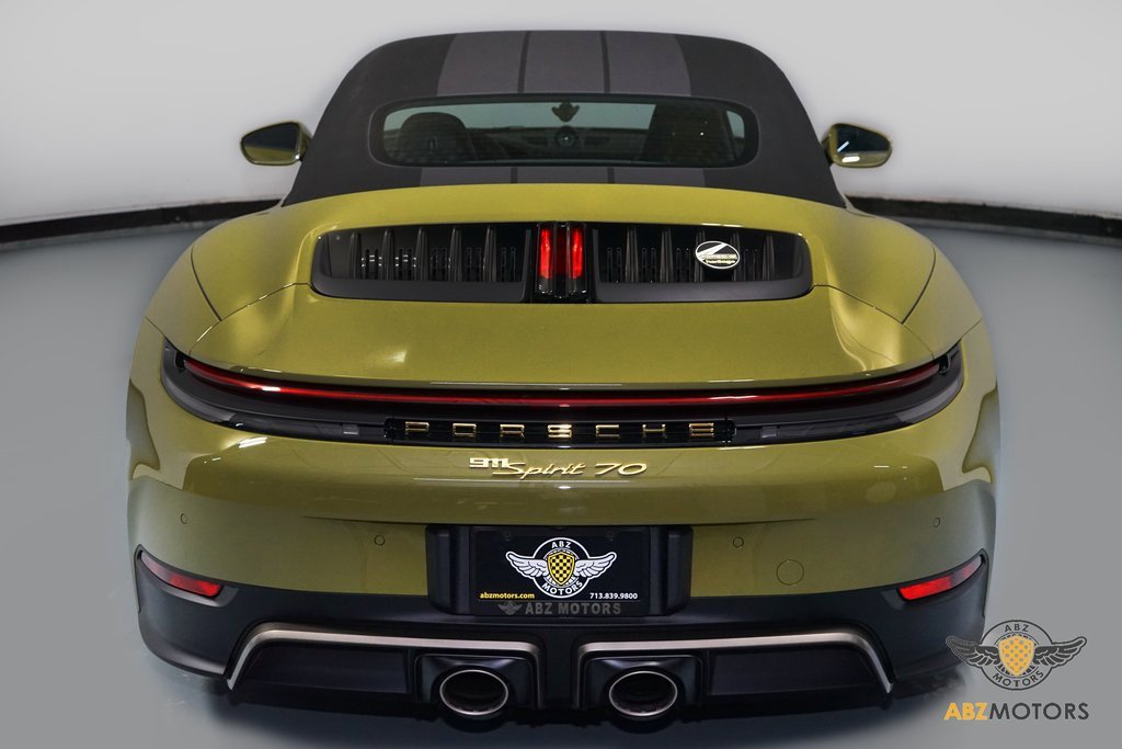 Used 2026 Porsche 911 GTS image 8