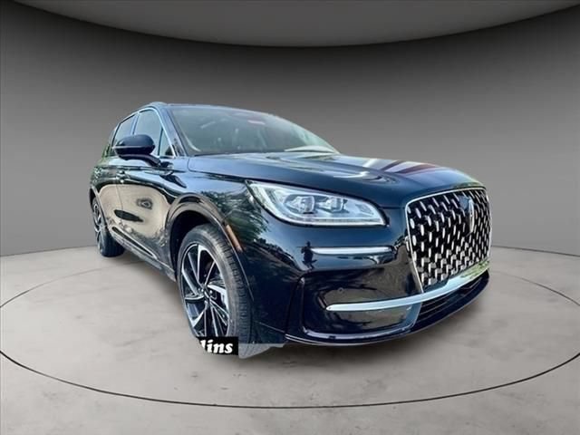 New 2024 Lincoln Corsair Grand Touring w/ Equipment Group 301A AWD/4WD image 4