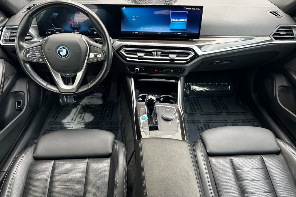 Used 2023 BMW i4 eDrive35 image 14