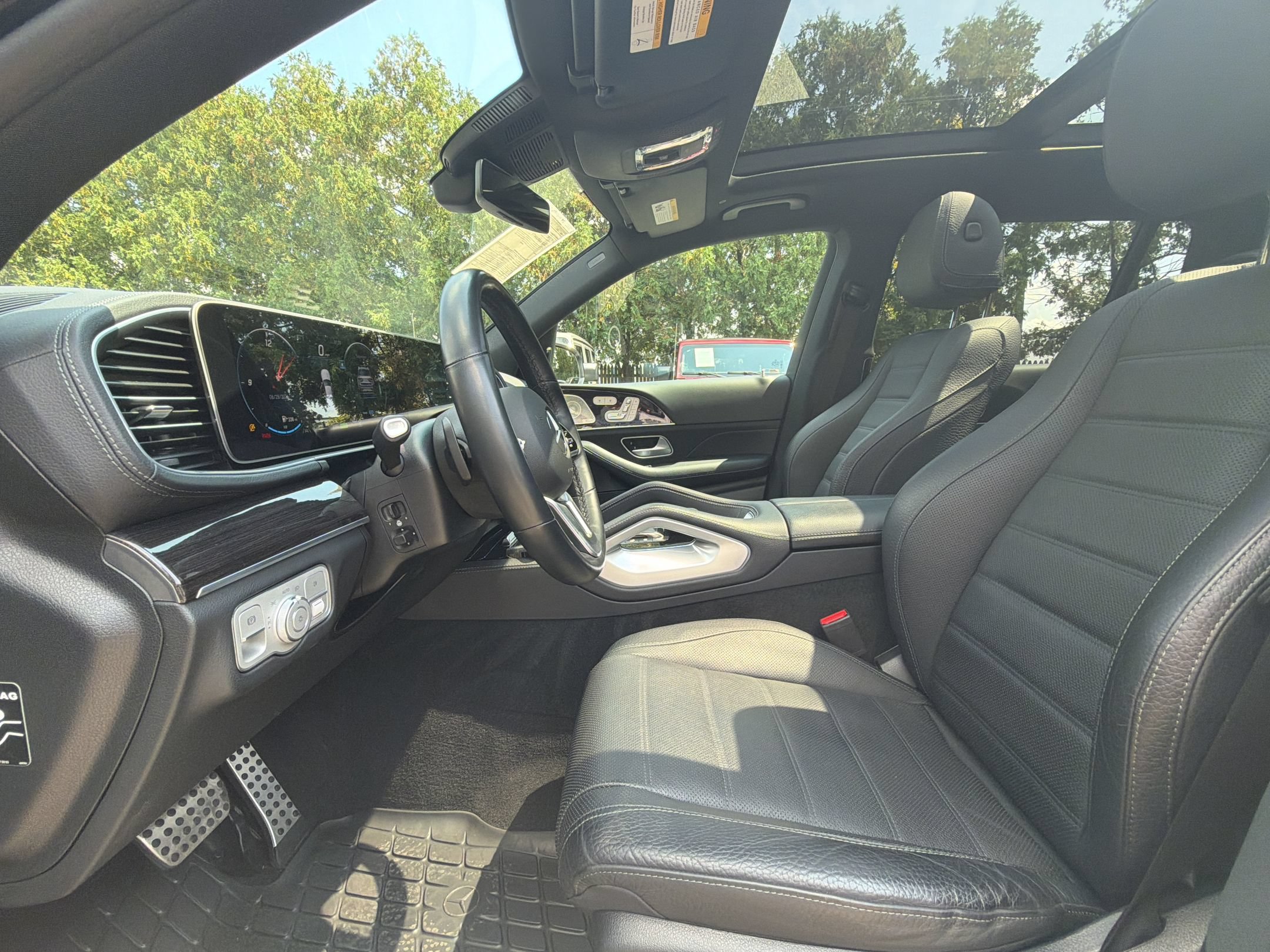 Used 2023 Mercedes-Benz GLS 450 4MATIC image 5
