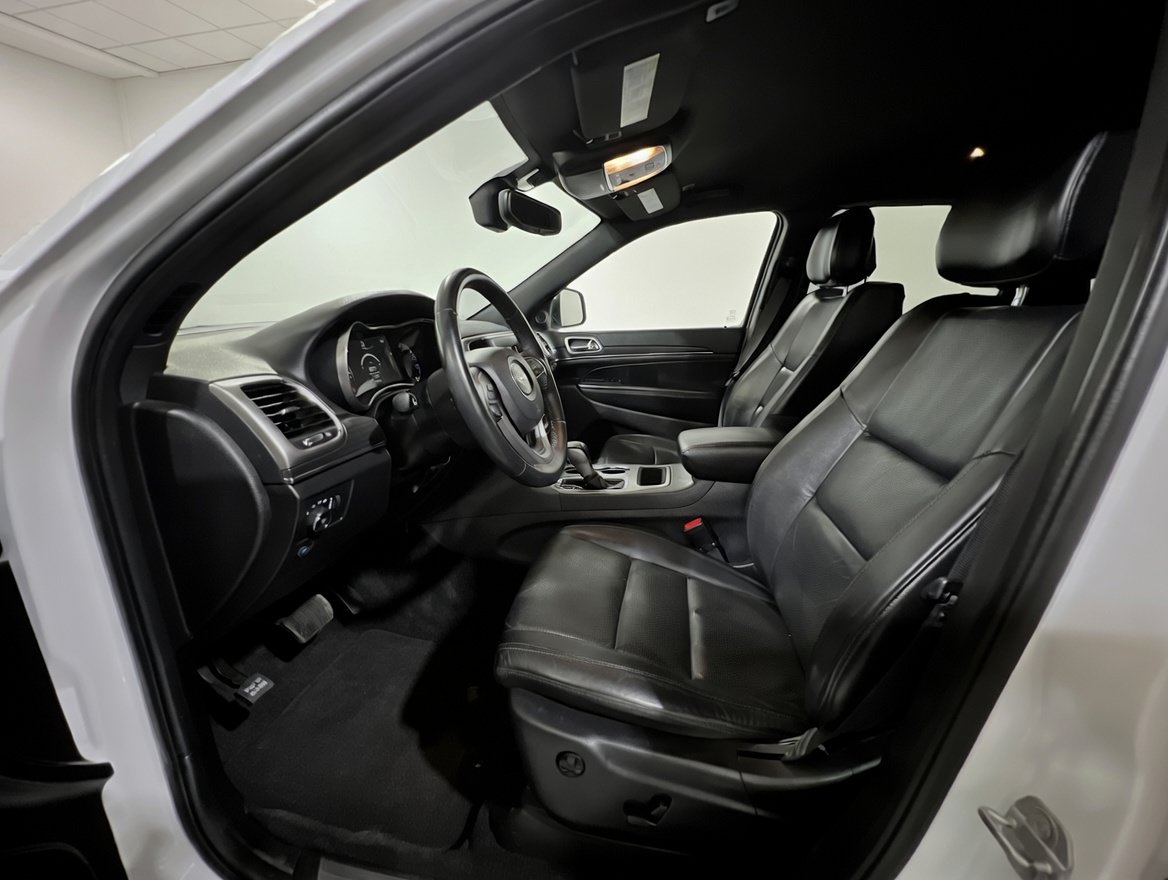 Used 2018 Jeep Grand Cherokee Limited RWD image 14