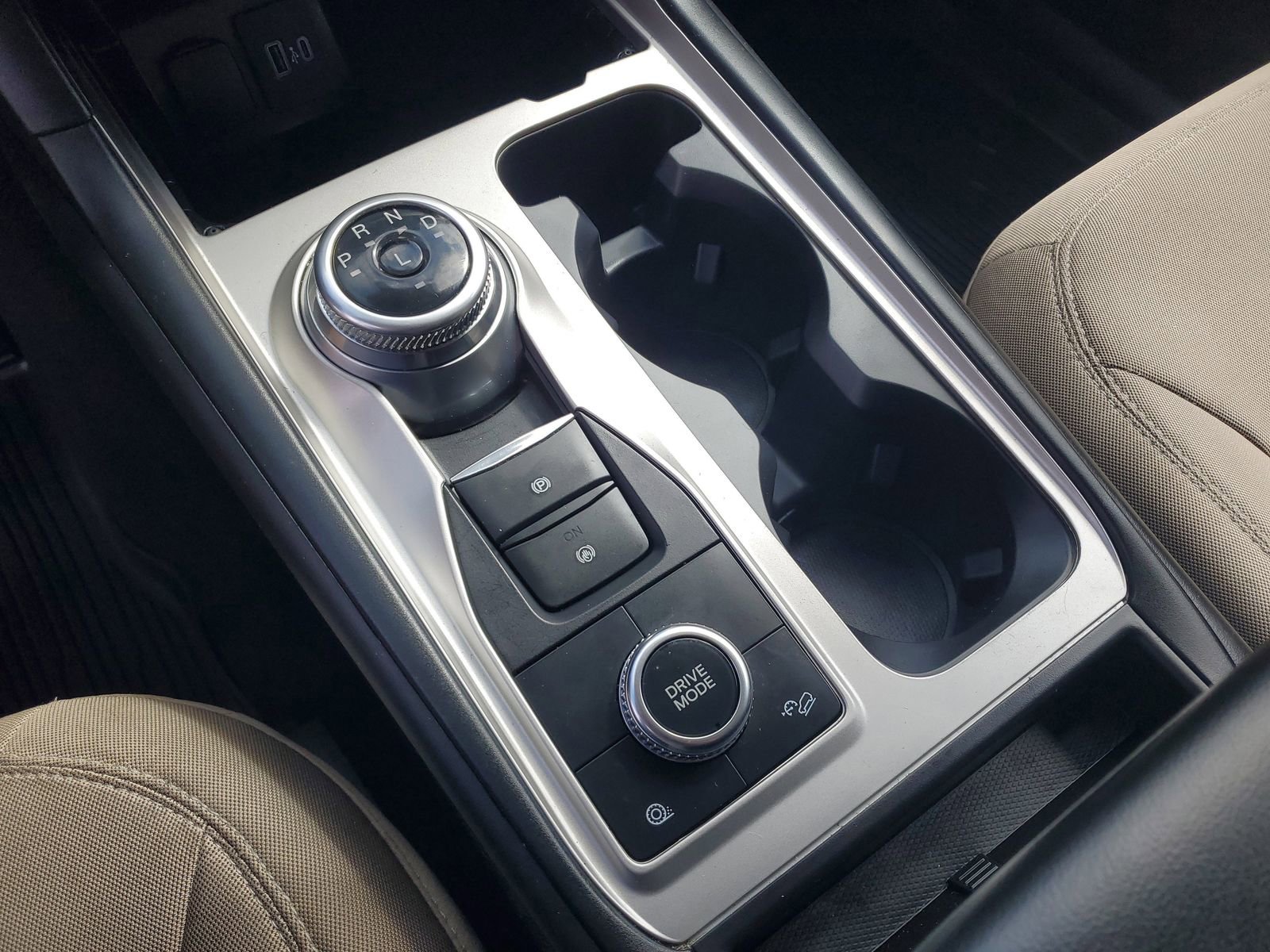 Certified 2023 Ford Explorer XLT image 29