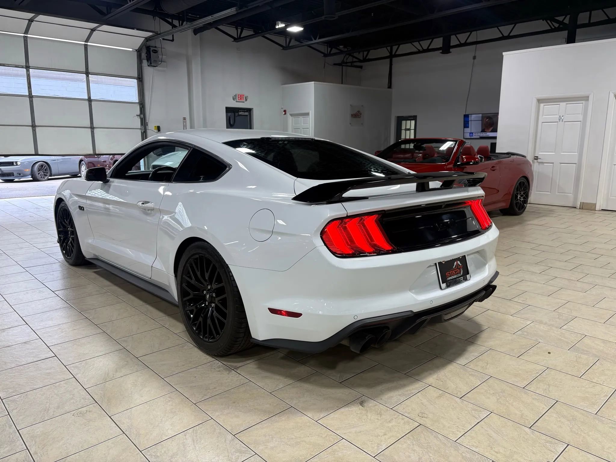 Used 2018 Ford Mustang GT w/ GT Performance Package image 11