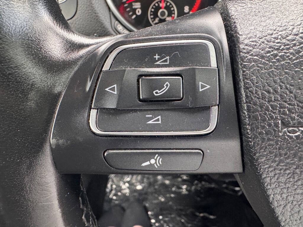 Used 2013 Volkswagen Jetta SE image 29