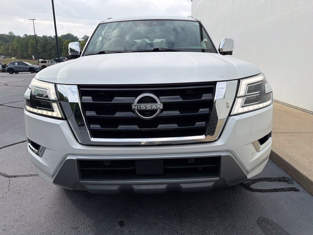 Used 2023 Nissan Armada Platinum w/ Captain's Chairs Package AWD/4WD image 5