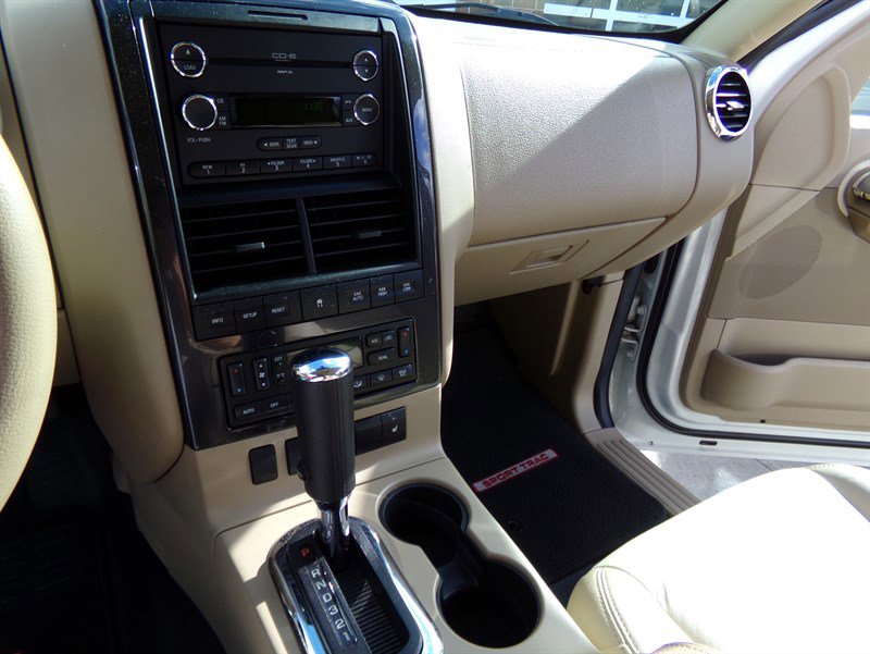 Used 2008 Ford Explorer Sport Trac Limited AWD/4WD image 62