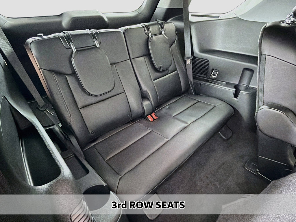 Used 2024 Ford Explorer Limited w/ Equipment Group 301A AWD/4WD image 13