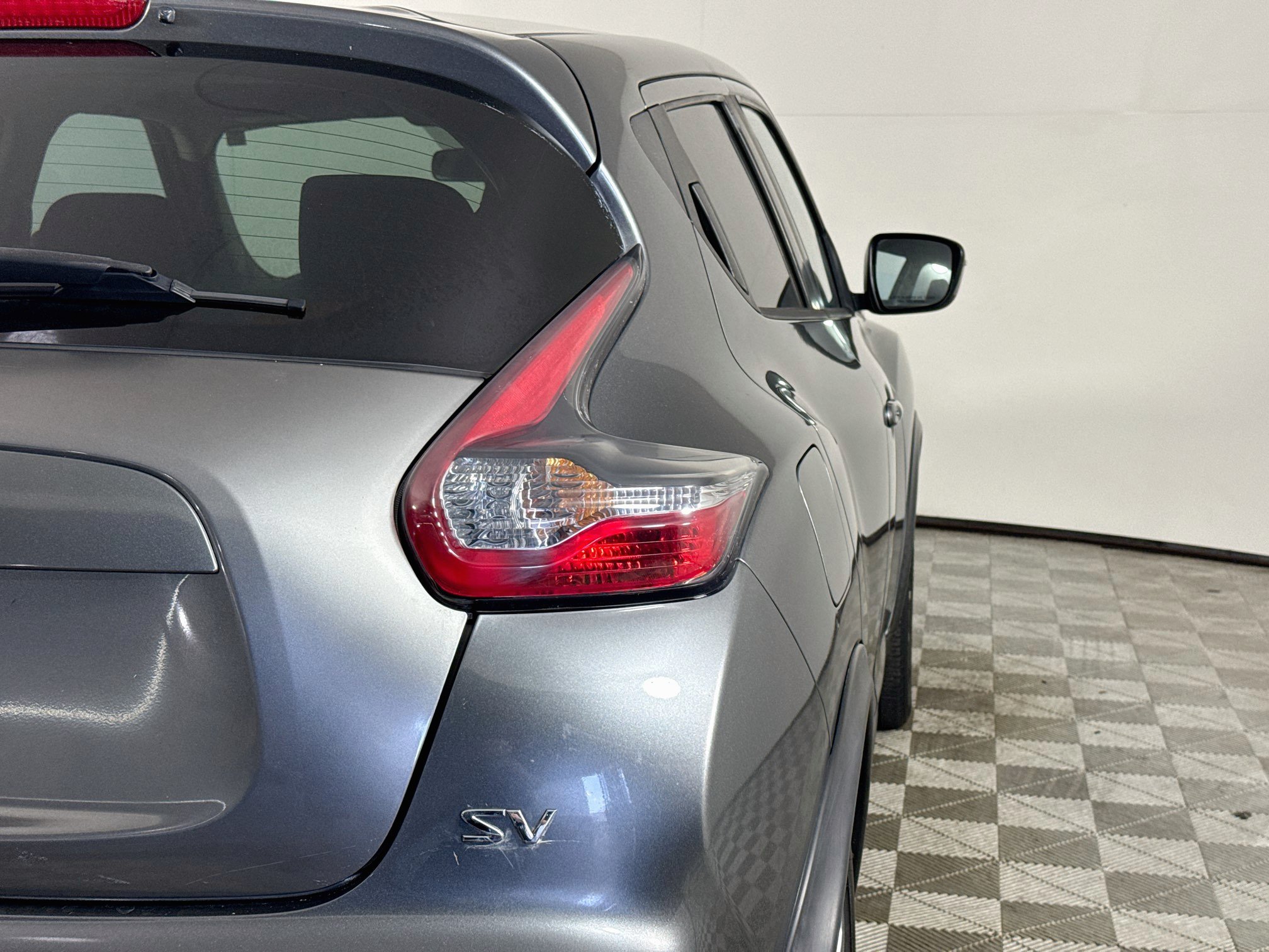 Used 2017 Nissan Juke SV FWD image 34
