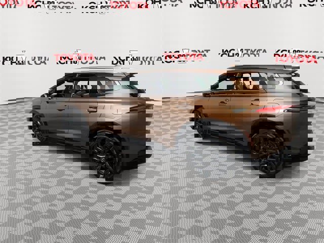 New 2025 Toyota Crown Signia image 6