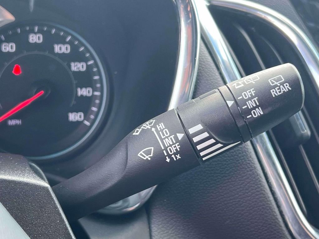 Used 2023 Chevrolet Equinox LT AWD/4WD image 26