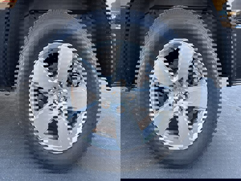 Used 2012 RAM 1500 Express image 17