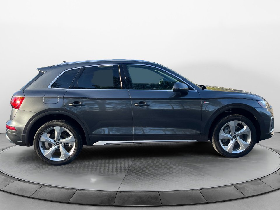 Used 2023 Audi Q5 2.0T Premium Plus w/ Premium Plus Package image 8