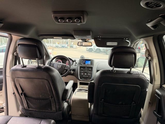 Used 2019 Dodge Grand Caravan SXT image 26