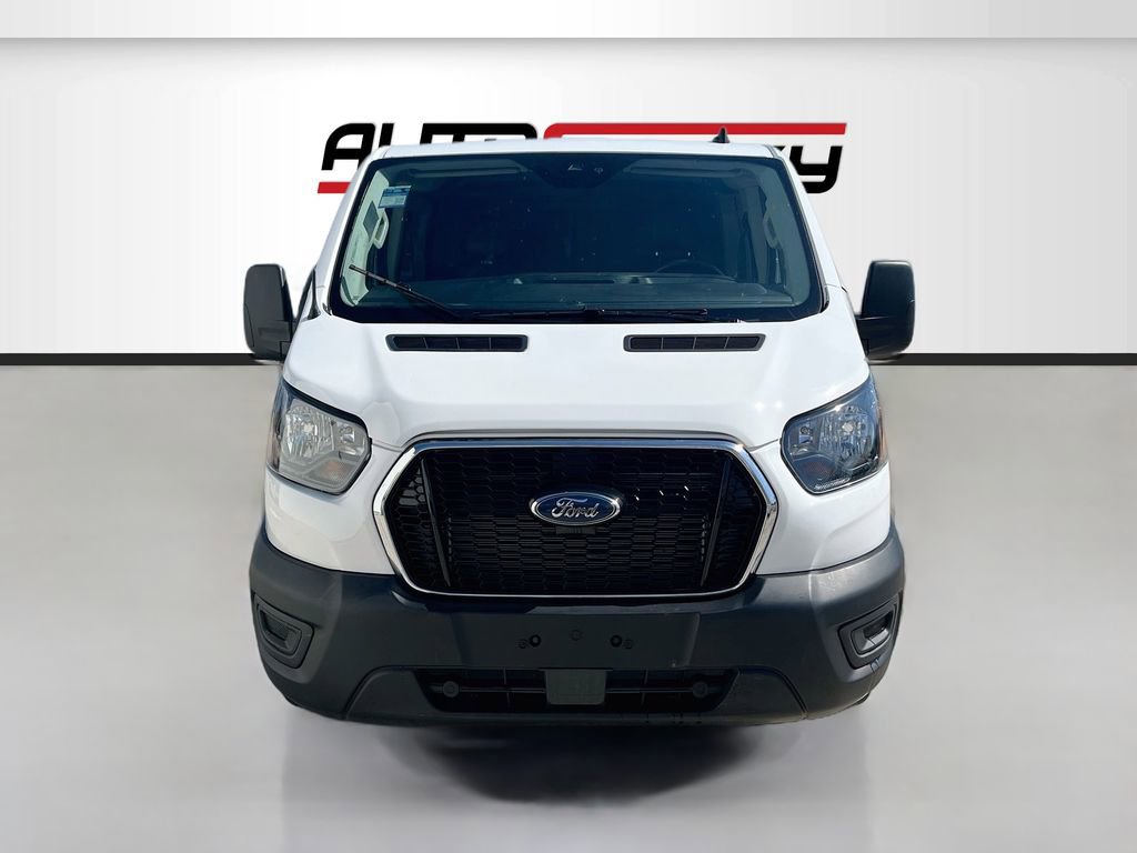 Used 2025 Ford Transit 150 Low Roof RWD image 2