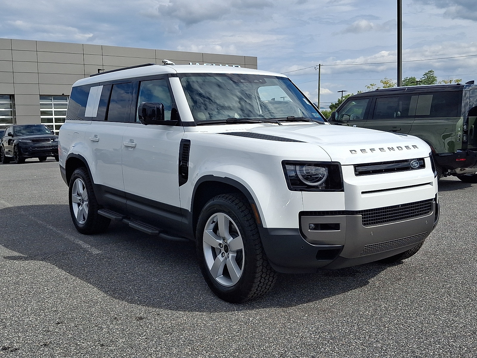 New 2026 Land Rover Defender 130 S AWD/4WD image 6