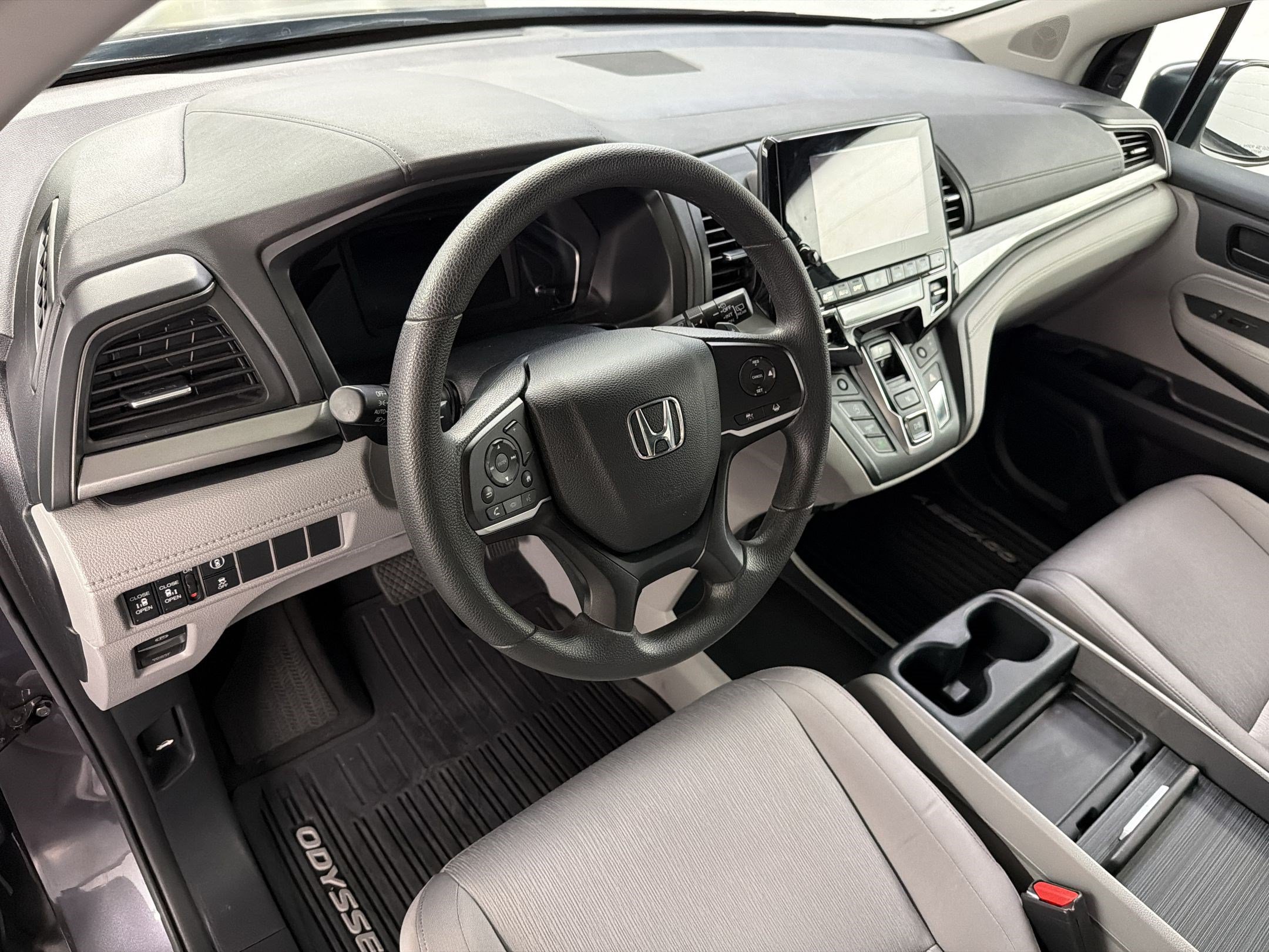 Certified 2024 Honda Odyssey EX image 4