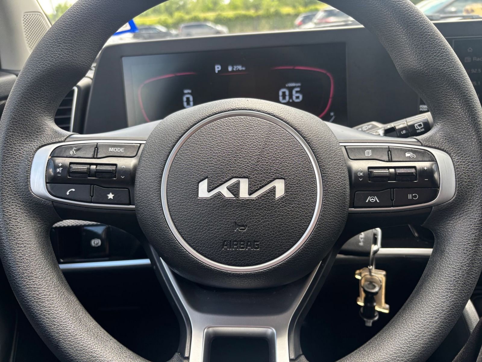 Used 2025 Kia Sportage LX image 27