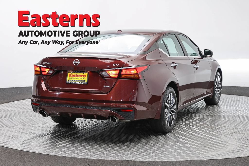 Used 2024 Nissan Altima 2.5 SV w/ SV Premium Package AWD/4WD image 5