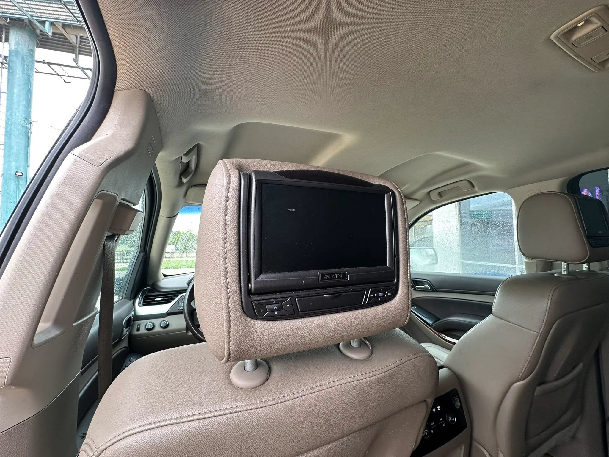 Used 2015 Chevrolet Tahoe LTZ AWD/4WD image 16