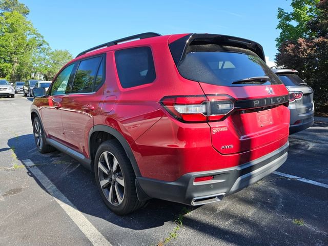 Used 2024 Honda Pilot Touring image 10