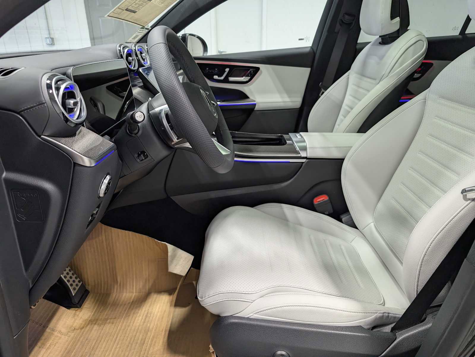 New 2026 Mercedes-Benz GLC 300 4MATIC image 4