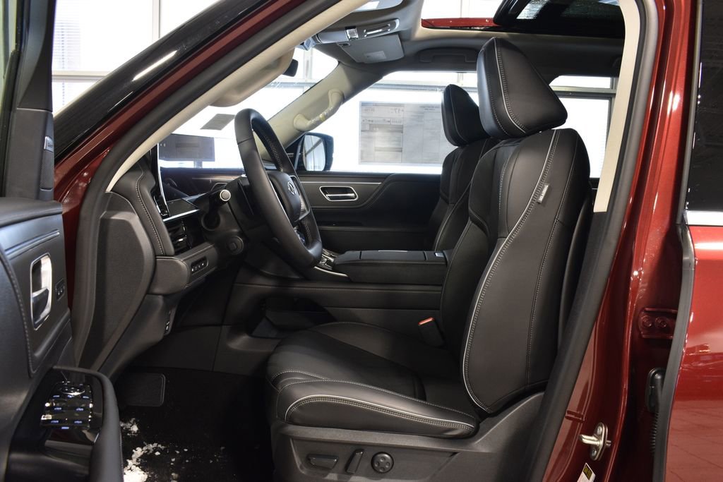 New 2026 INFINITI QX80 Luxe w/ Cargo Package image 11