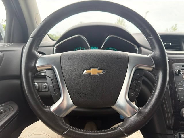 Used 2016 Chevrolet Traverse LT w/ Style and Technology Package FWD image 40