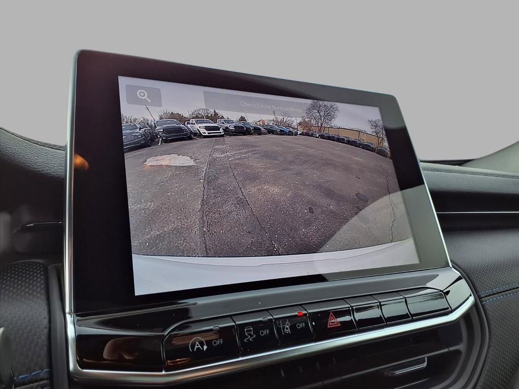 New 2026 Jeep Compass Latitude image 6