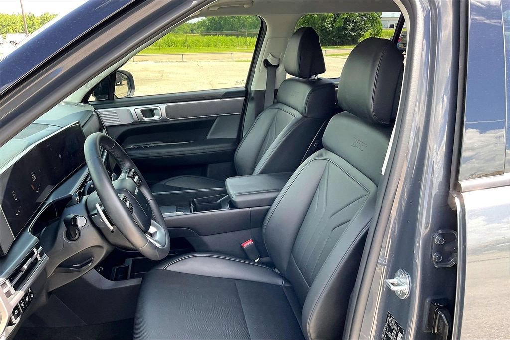 Used 2025 Hyundai Santa Fe XRT AWD/4WD image 18