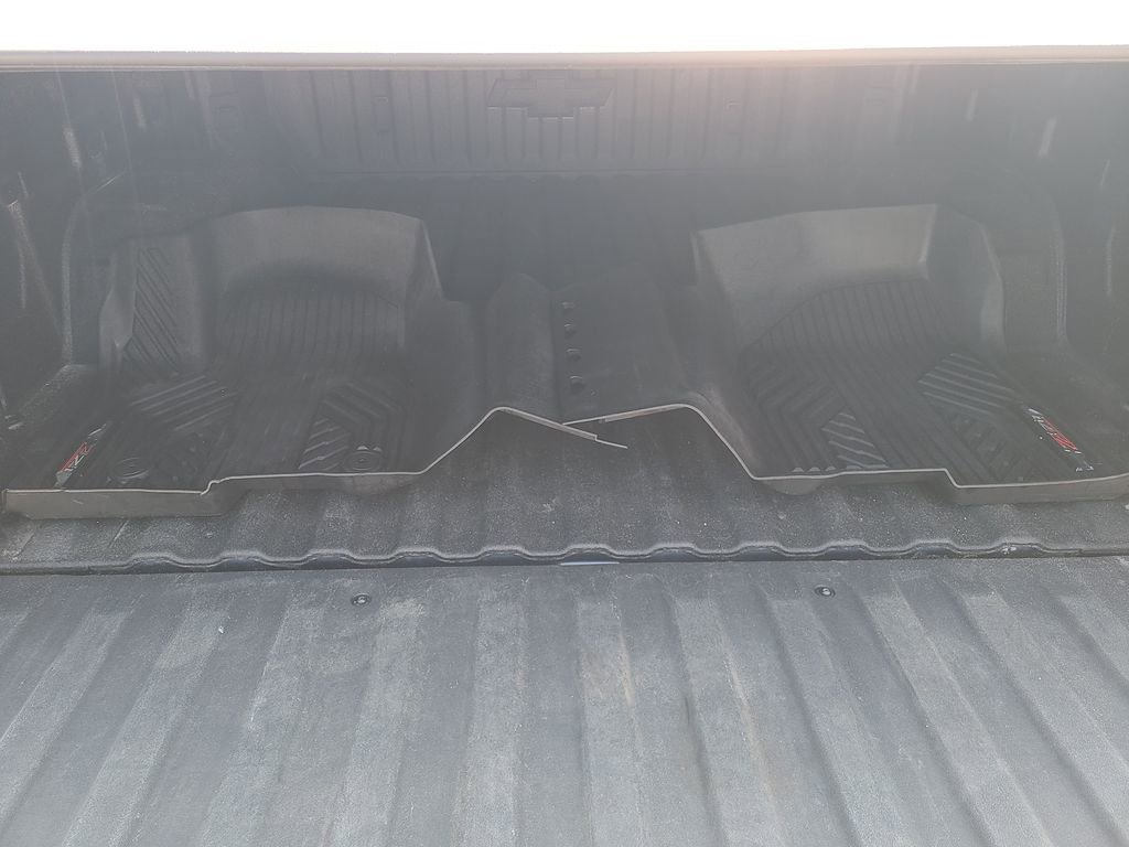 Used 2021 Chevrolet Silverado 1500 LT image 41