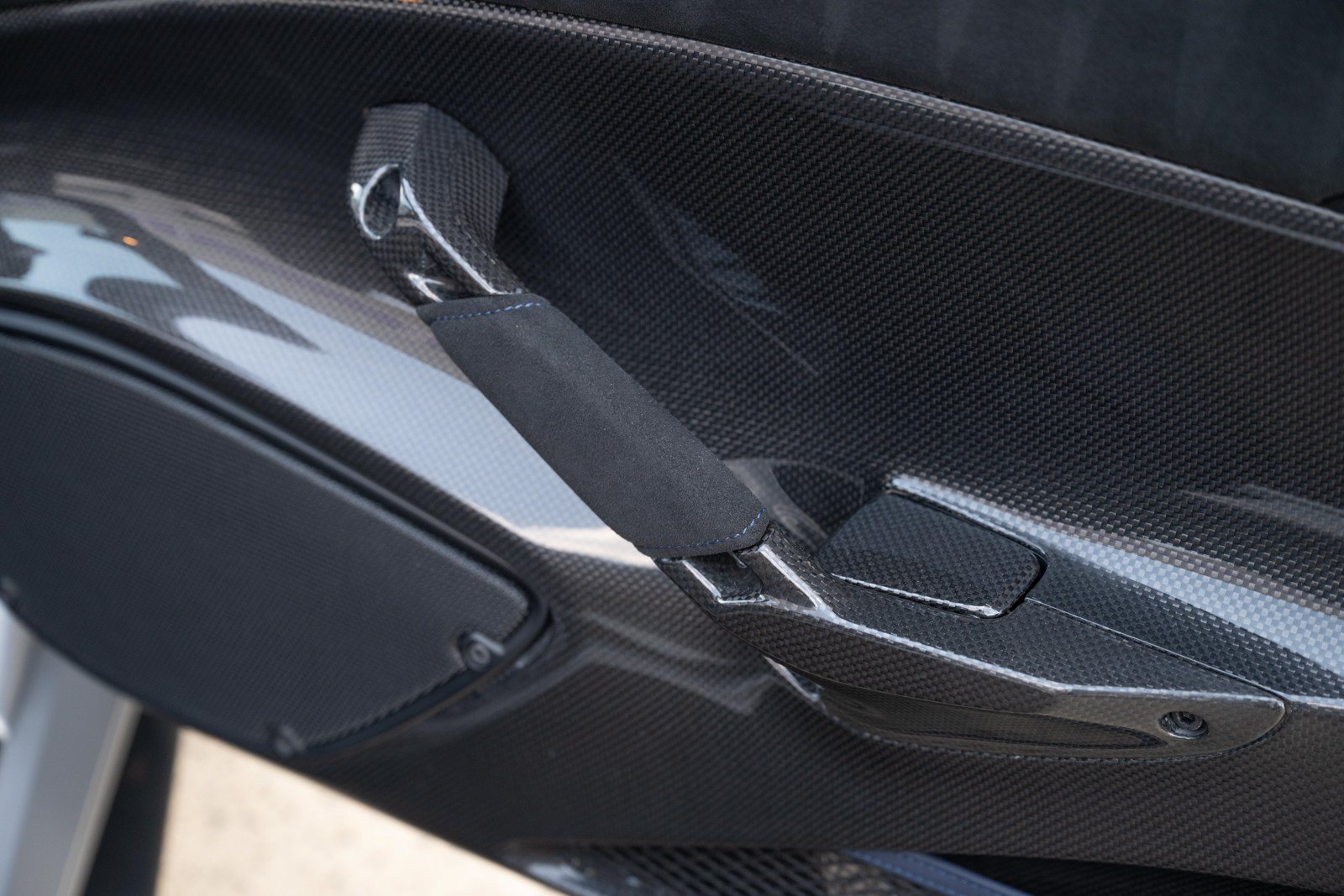 Used 2020 Ferrari 488 Pista Spider RWD image 56