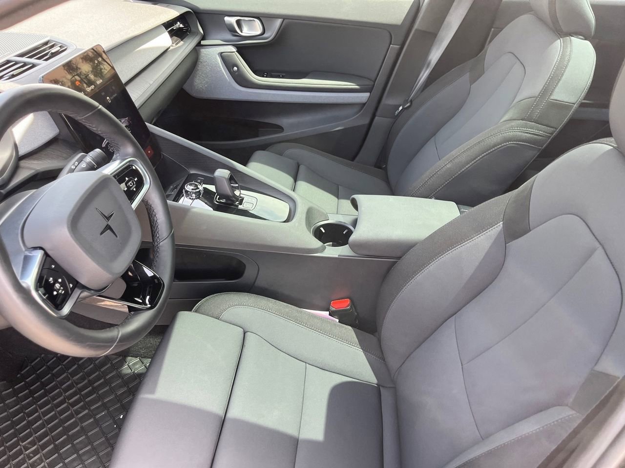 Used 2022 Polestar Polestar 2 w/ Plus Package AWD/4WD image 17