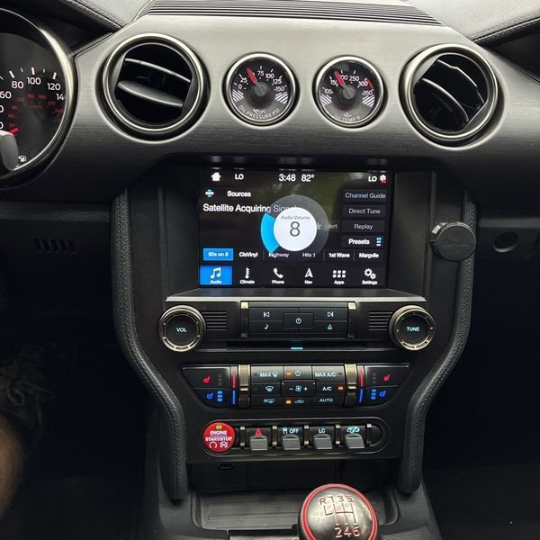 Used 2016 Ford Mustang Shelby GT350 w/ Technology Package image 12