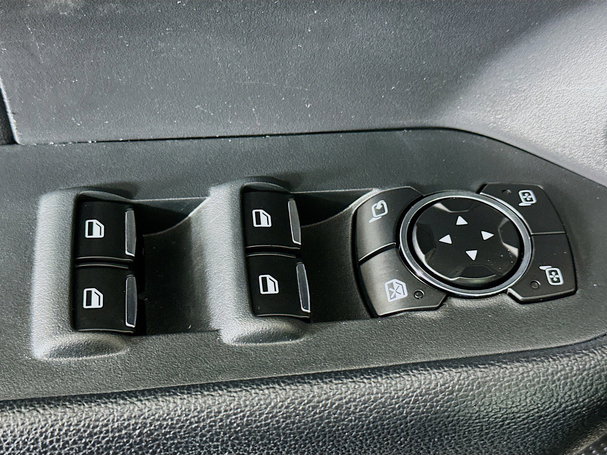 Used 2024 Ford Expedition XLT image 15