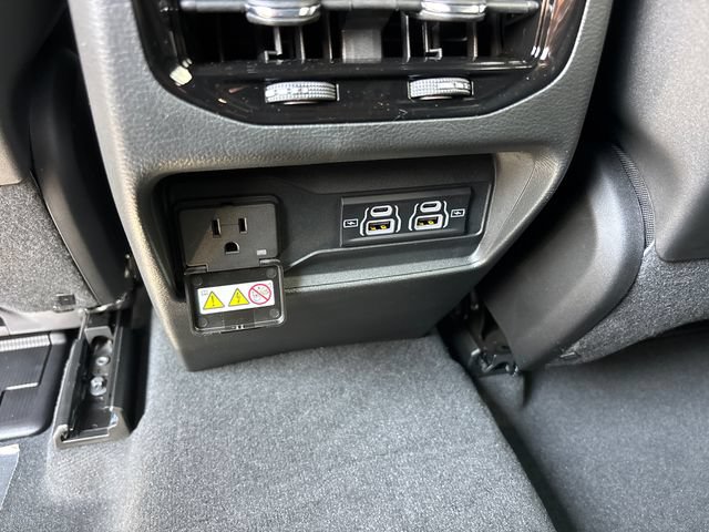 New 2026 Jeep Grand Cherokee Laredo X AWD/4WD image 13