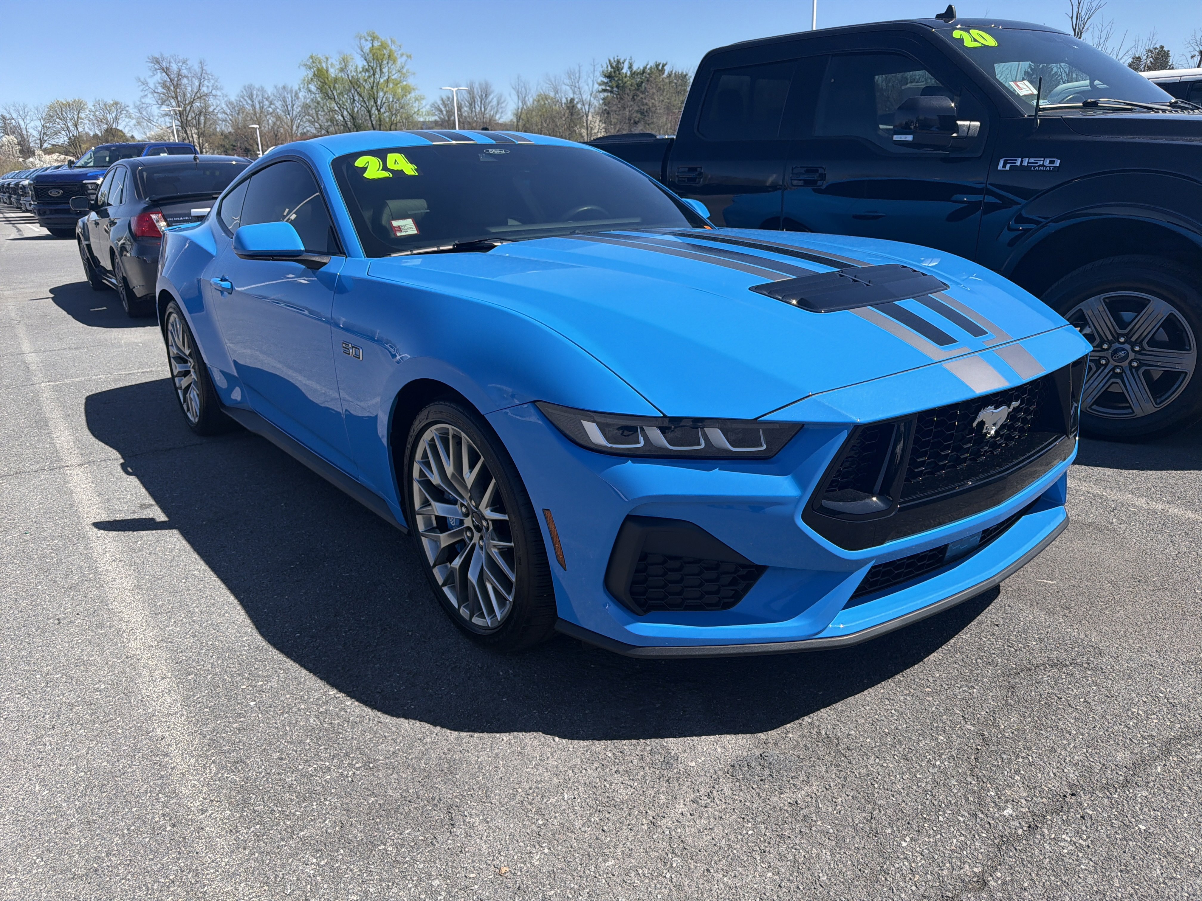 Used 2024 Ford Mustang GT Premium image 1
