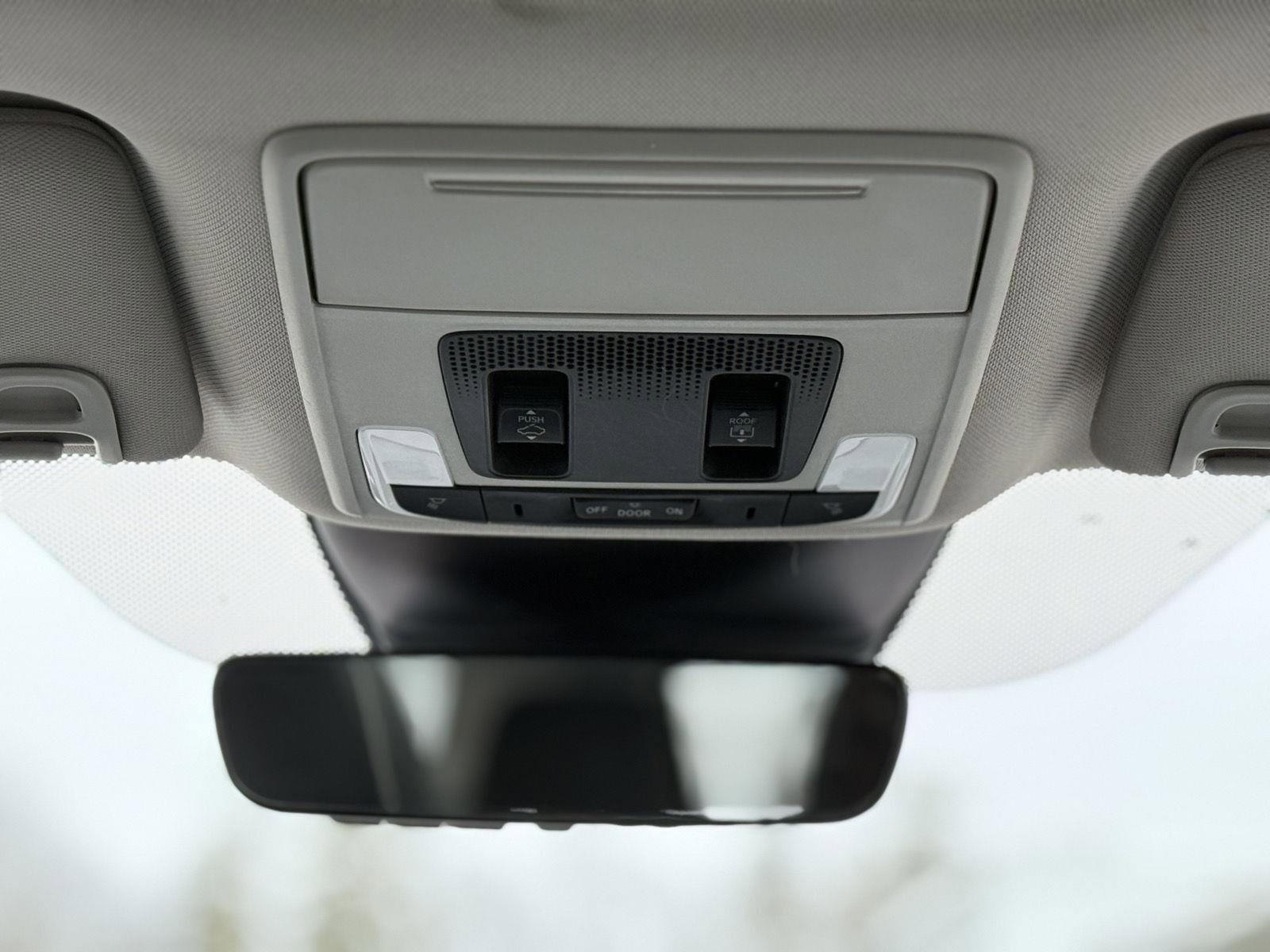 Used 2023 Honda Pilot Elite image 24