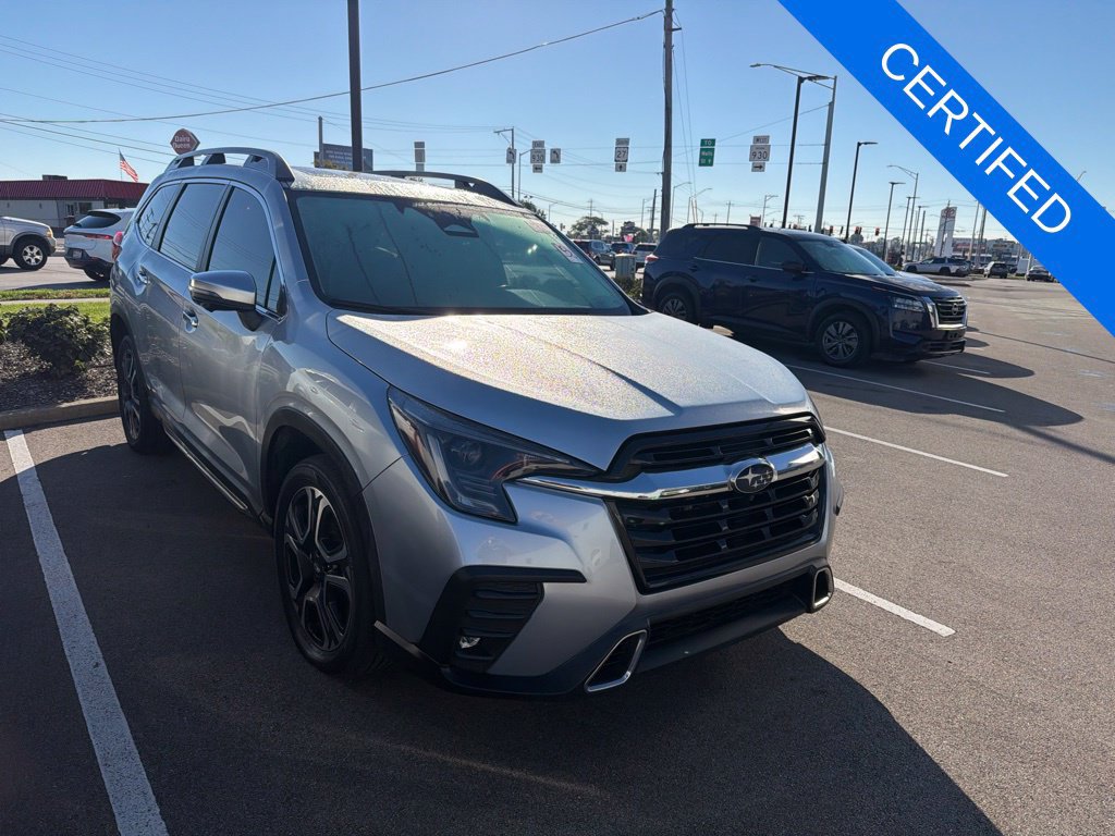 Used 2023 Subaru Ascent Touring AWD/4WD image 1