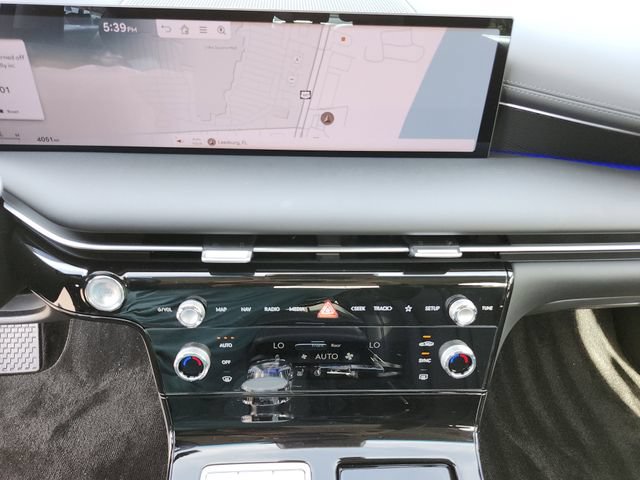 Used 2025 Genesis G80 2.5T AWD/4WD image 23
