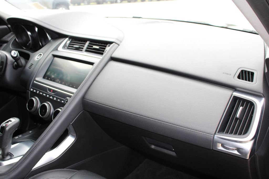 Used 2020 Jaguar E-PACE AWD/4WD image 32