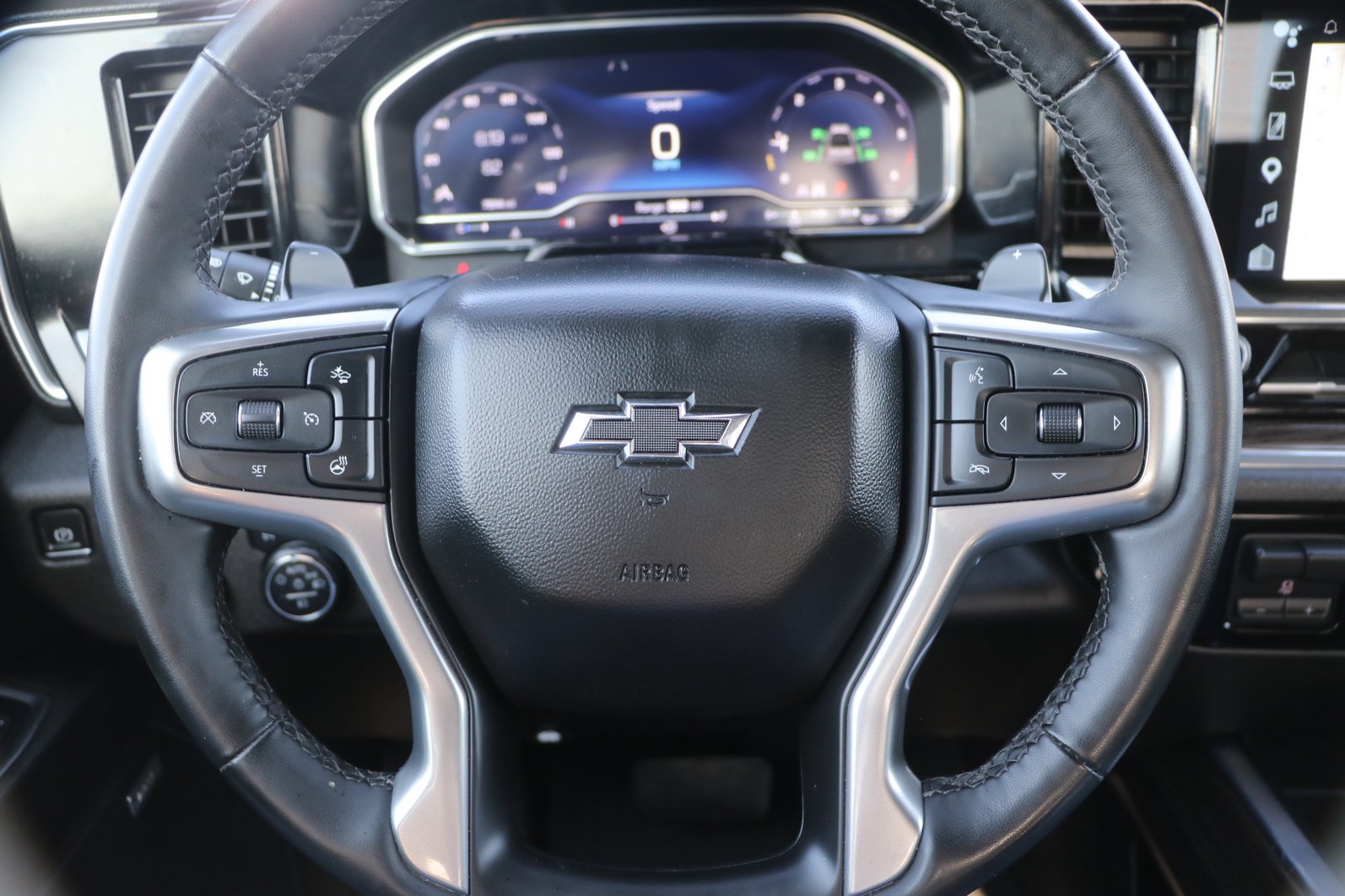 Used 2024 Chevrolet Silverado 1500 RST w/ Convenience Package II AWD/4WD image 17